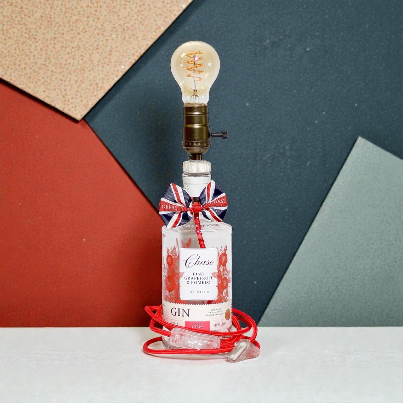 Chase Pink Grapefruit &amp; Pomelo Gin Lamp Table Bottle Handmade 70 cl 