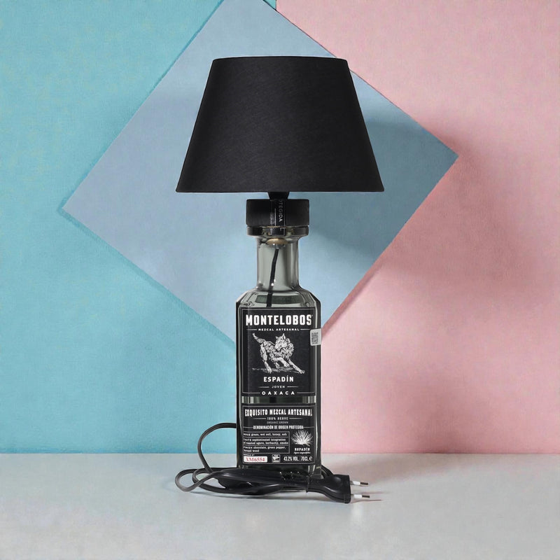 Mezcal Montelobos Espadin Lampada Bottiglia da Tavolo Handmade 70 cl