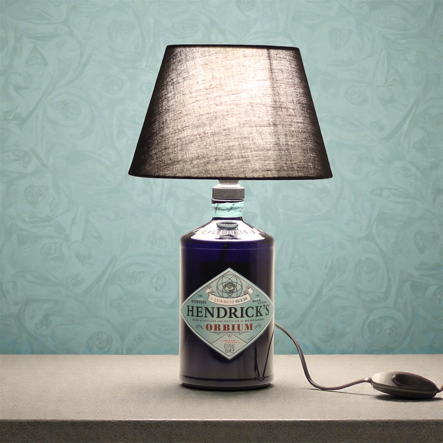 Hendrick's Gin Orbium Handmade Table Lamp Bottle 70 cl 